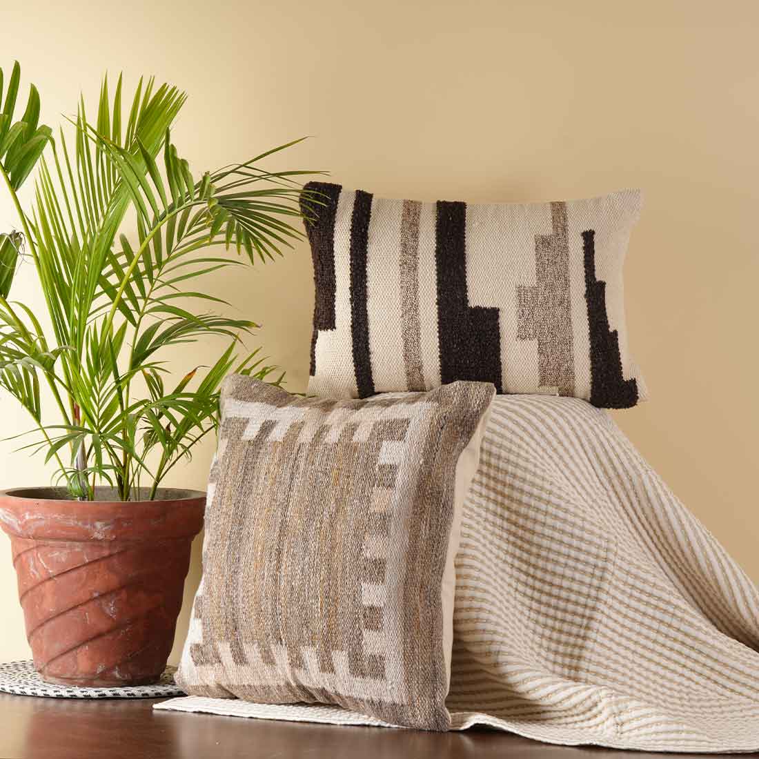 Hush Lumbar Woven Pillow Cover