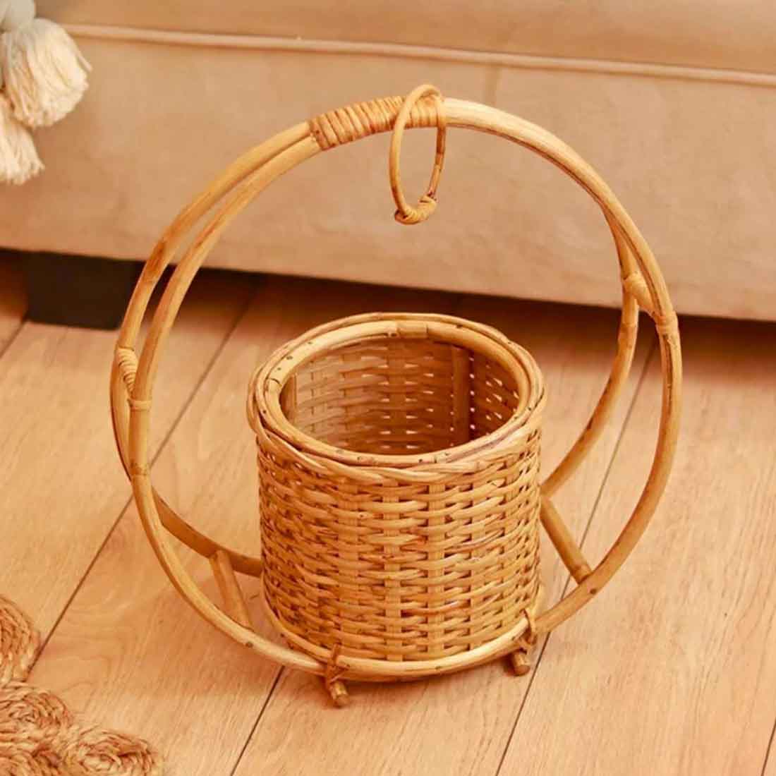 Gor Hanging Cane Planter