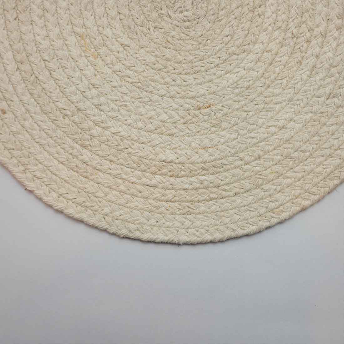 Dewy Round Woven Placemat