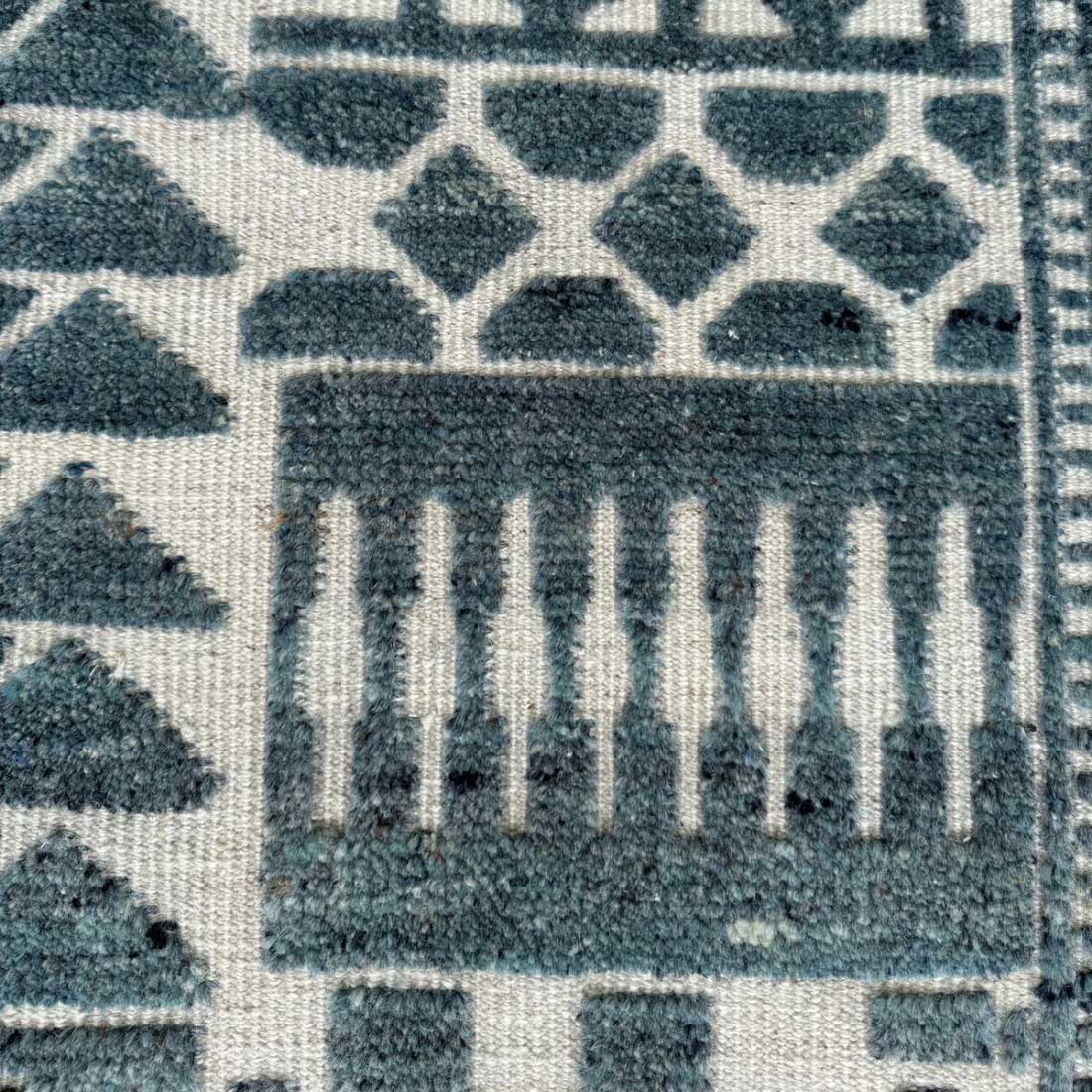 Nyrax Hand Knotted Abstract Geometric Rug