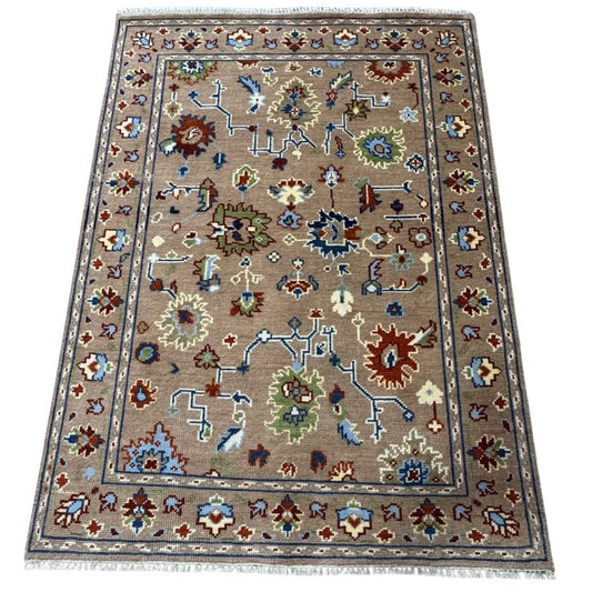 Fraqe Oushak Rug