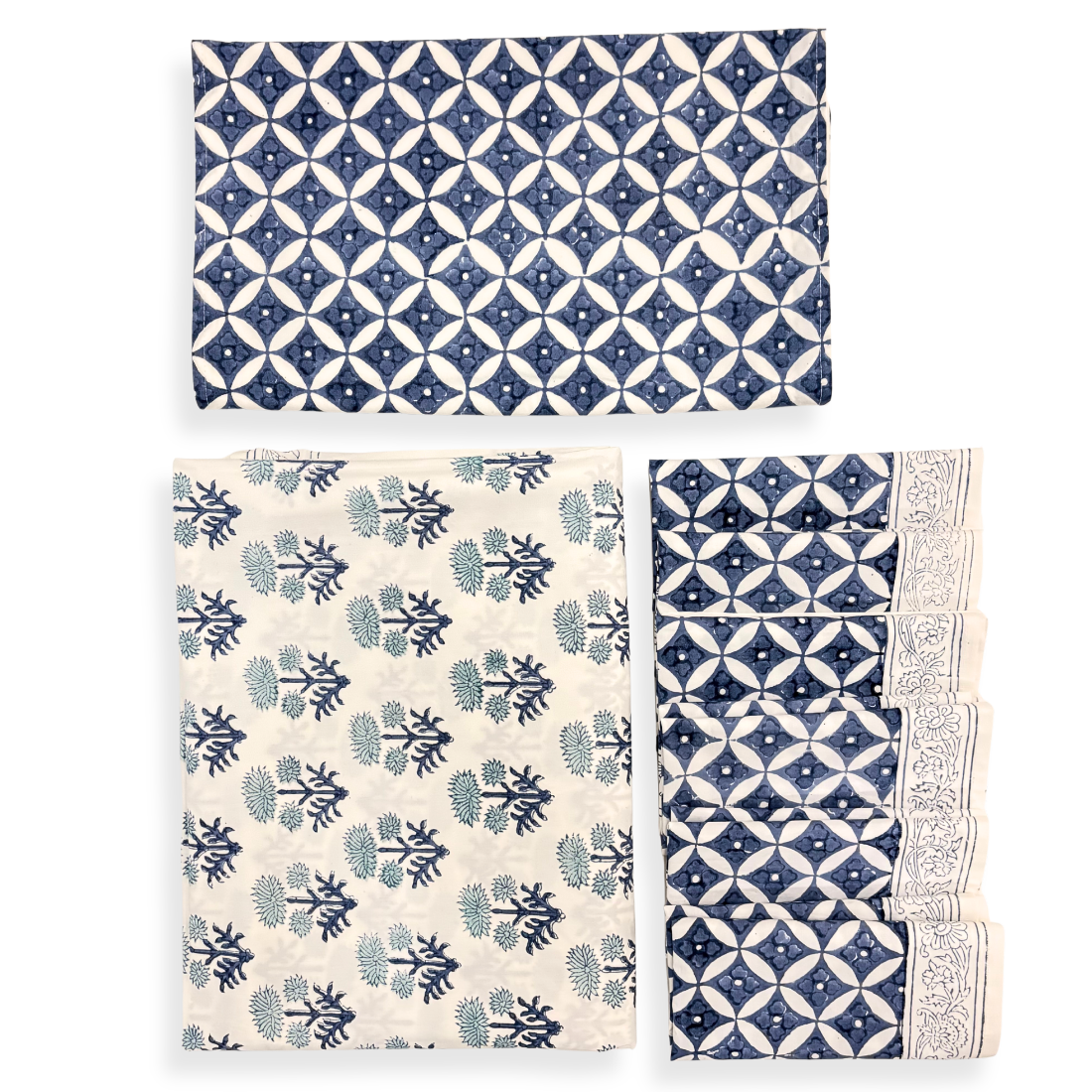 Set of tablecloth, table runner and 6 napkins.