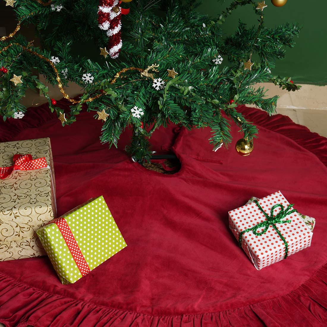 Glace Christmas Tree Skirt | Christmas Home Décor | Holiday Gifting