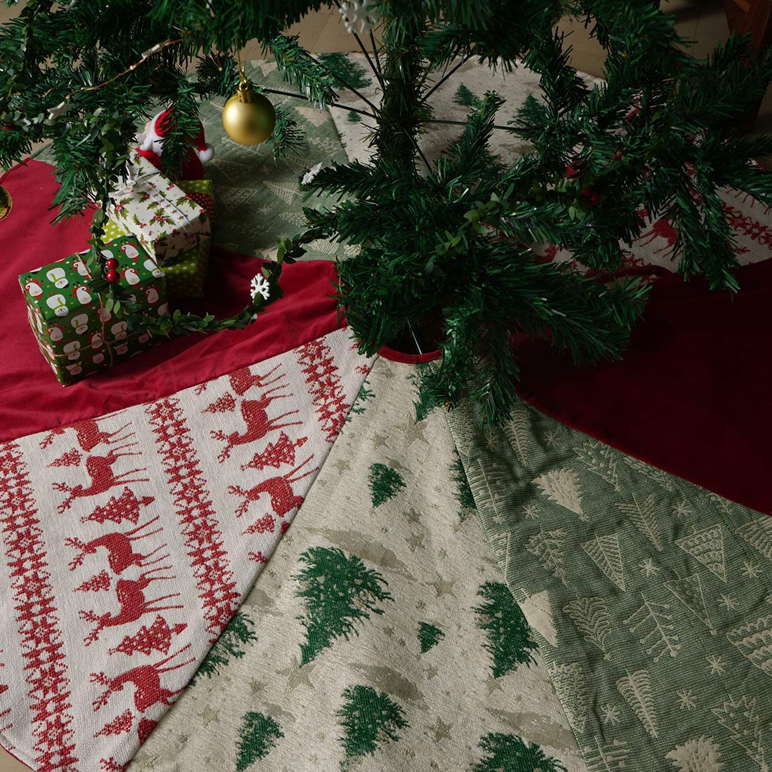 Yukio Christmas Tree Skirt | Christmas Home Decor | Holiday Gifting