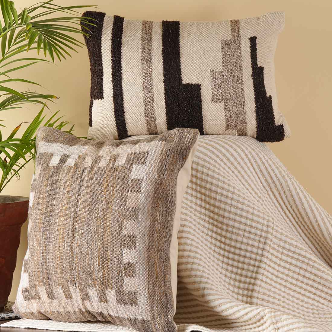 Sovo Square Woven Pillow Cover