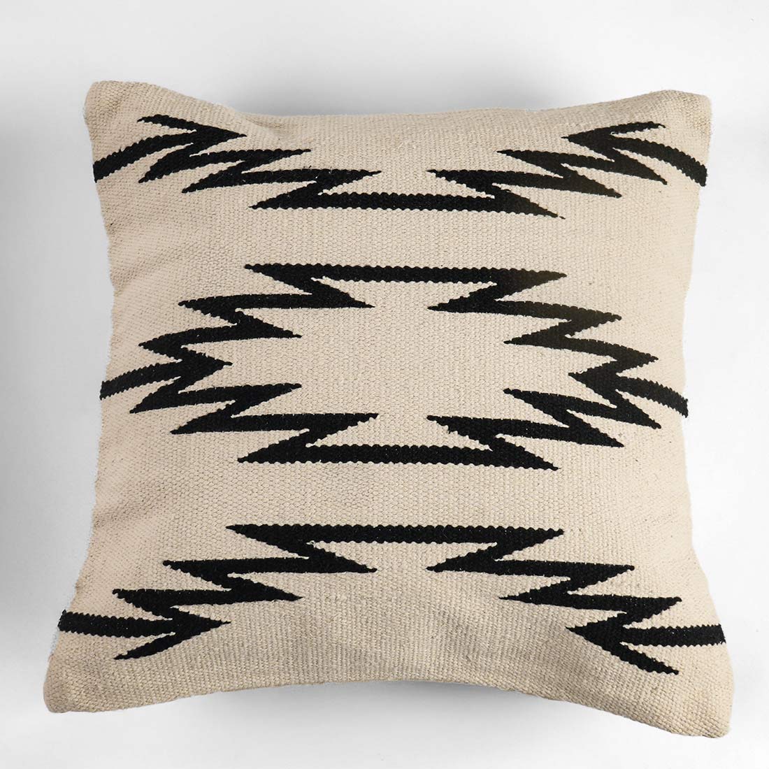 Calme Woven Pillow Cover