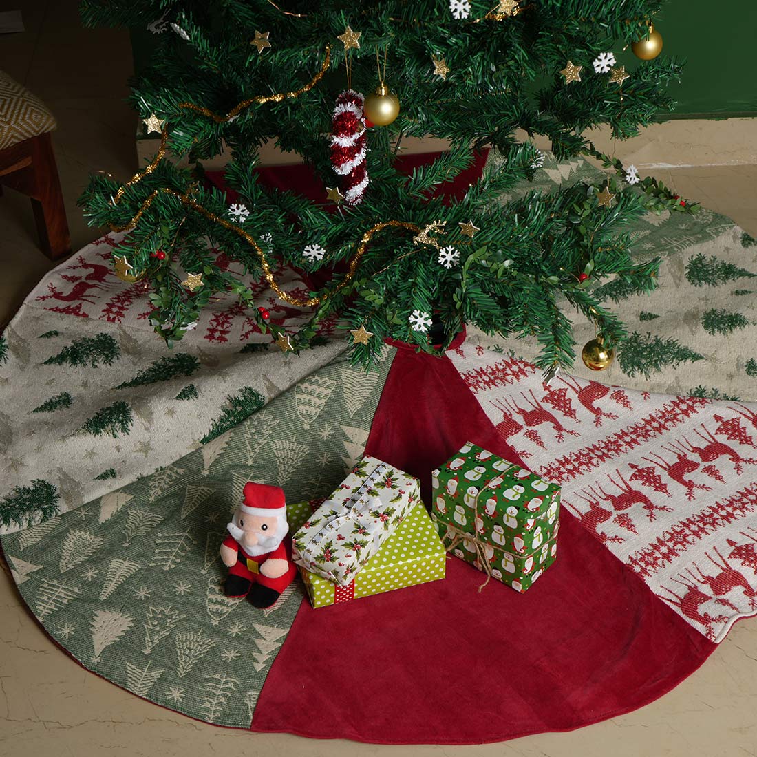 Yukio Christmas Tree Skirt | Christmas Home Decor | Holiday Gifting