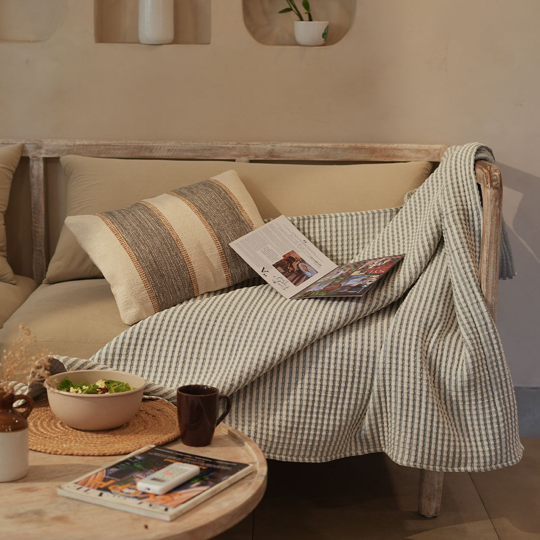 Cozra Solid Quilted Throw