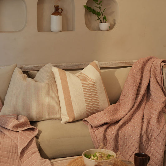 Snugh Solid Quilted Throw