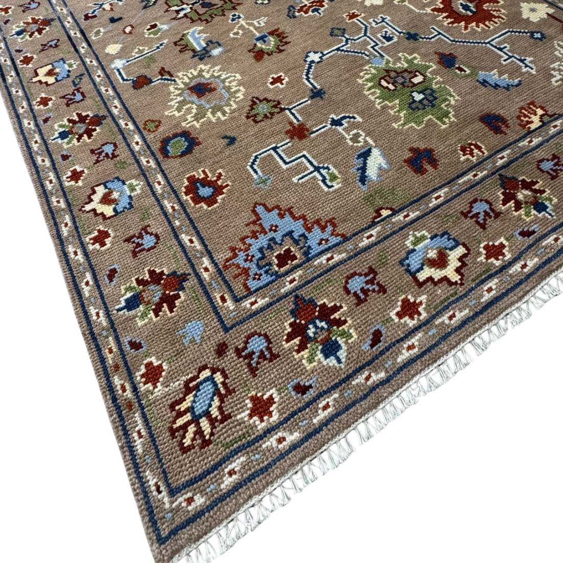 Fraqe Oushak Rug