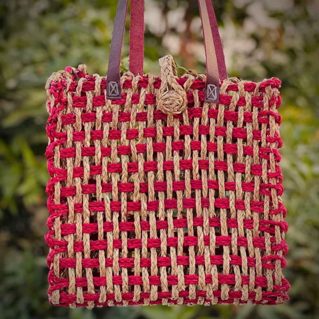 Anvaya Sabai Tote - Handwoven Dual-Tone Mesh Bag in Red & Natural