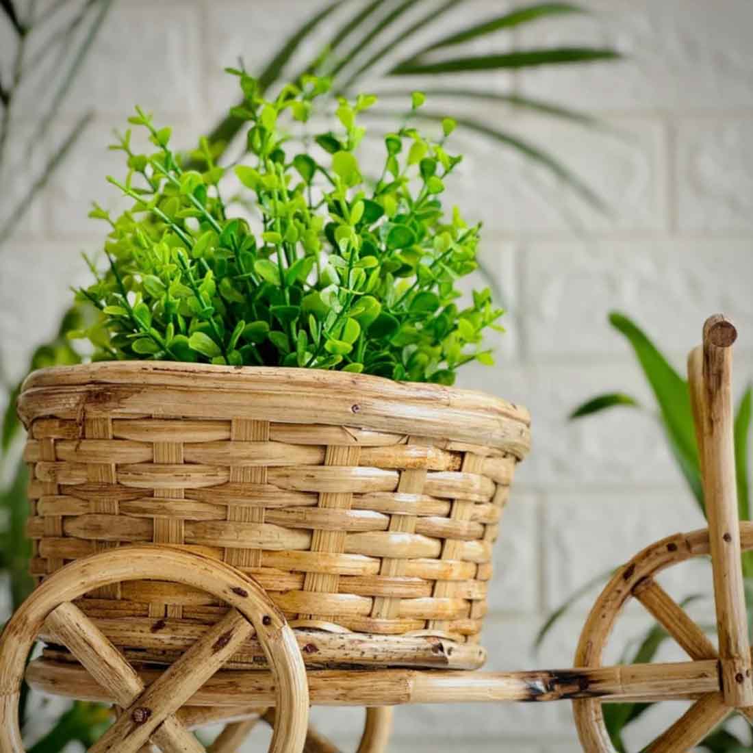 Tita Cart Shaped Planter