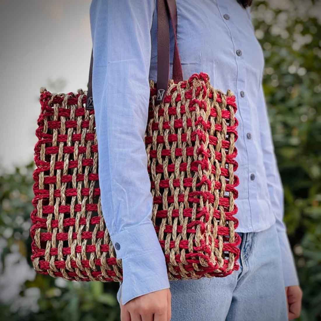Anvaya Sabai Tote - Handwoven Dual-Tone Mesh Bag in Red & Natural