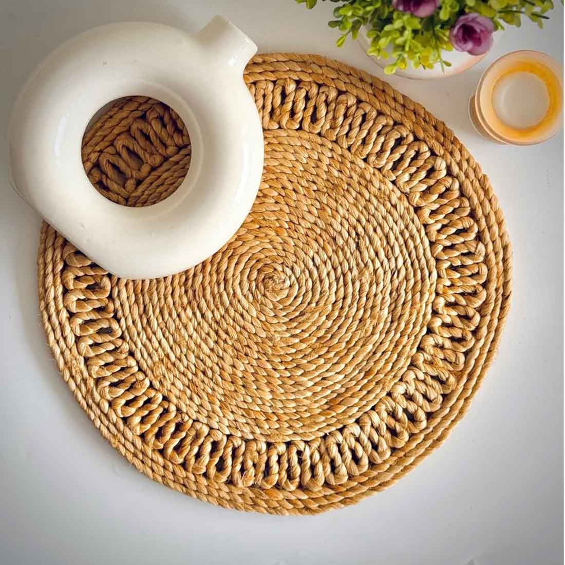 RusticBloom – Handwoven Round Jute Placemat
