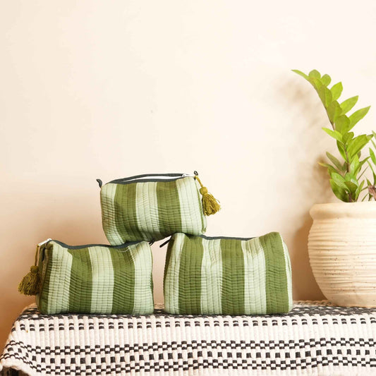 Lovin Printed Pouch Bag