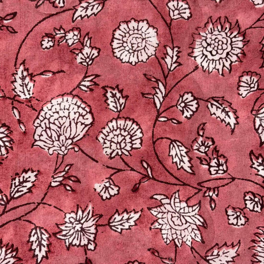 Floral pattern with white flowers on a red background
