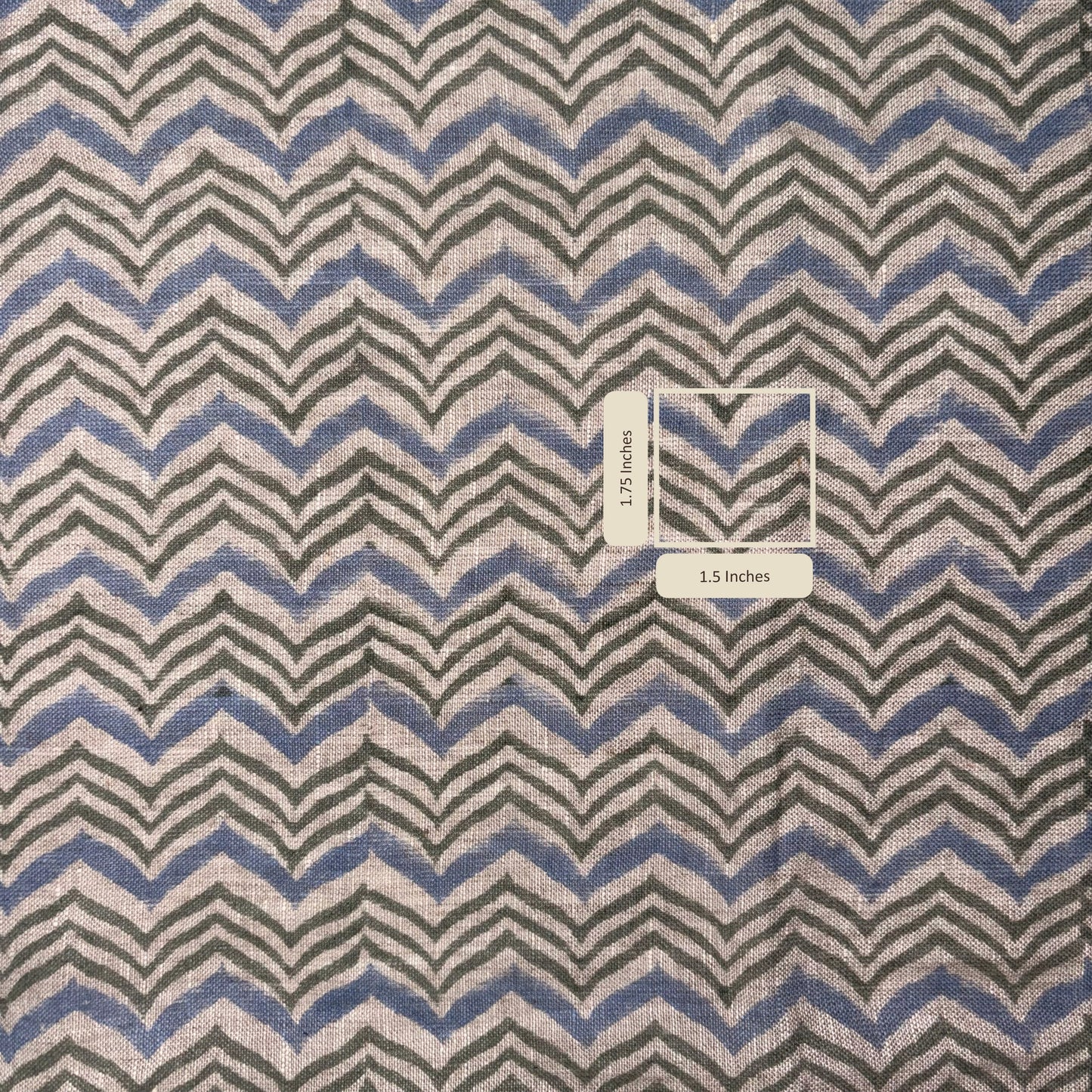 Fabric with zigzag pattern and measurement label